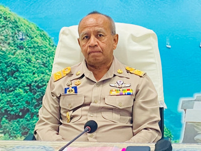 รองผู้ว่าราชการจังหวัดสุราษฎร์ธานี เป็นประธานการประชุมคณะกรร ... พารามิเตอร์รูปภาพ 1