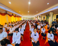 รองผู้ว่าราชการจังหวัดสุราษฎร์ธานี เป็นประธานในพิธีมอบเกียรต ... พารามิเตอร์รูปภาพ 9