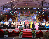 จังหวัดสุราษฎร์ธานี จัดประกวดร้องเพลงไทยลูกทุ่งท้องที่ และท้ ... พารามิเตอร์รูปภาพ 20