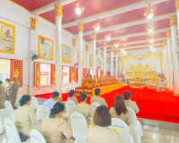 รองผู้ว่าราชการจังหวัดสุราษฎร์ธานี เป็นประธานในพิธีถวายภัตตา ... พารามิเตอร์รูปภาพ 4