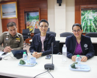 จังหวัดสุราษฎร์ธานีร่วมประชุมศูนย์ปฏิบัติการติดตามเร่งรัดการ ... พารามิเตอร์รูปภาพ 17