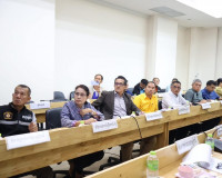 รองผู้ว่าราชการจังหวัดสุราษฎร์ธานี เป็นประธานในการประชุมคณะอ ... พารามิเตอร์รูปภาพ 4