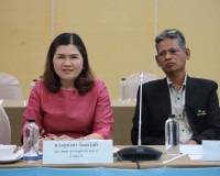 รองผู้ว่าราชการสุราษฎร์ธานีเป็นประธานในการประชุมคณะกรรมการพั ... พารามิเตอร์รูปภาพ 4