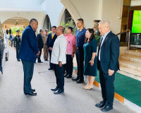 รองผู้ว่าราชการจังหวัดสุราษฎร์ธานี กล่าวต้อนรับ และร่วมงานเล ... พารามิเตอร์รูปภาพ 1