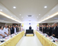 นายพลากร สุวรรณรัฐ องคมนตรี เป็นประธานในการประชุมตรวจเยี่ยมโ ... พารามิเตอร์รูปภาพ 5
