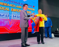 รองผู้ว่าราชการจังหวัดสุราษฎร์ธานี ร่วมลงนามบันทึกข้อตกลงควา ... พารามิเตอร์รูปภาพ 3