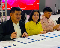 รองผู้ว่าราชการจังหวัดสุราษฎร์ธานี ร่วมลงนามบันทึกข้อตกลงควา ... พารามิเตอร์รูปภาพ 13