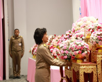 รองผู้ว่าราชการจังหวัดสุราษฎร์ธานี เป็นประธานในพิธีถวายราชสั ... พารามิเตอร์รูปภาพ 3