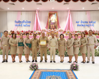 รองผู้ว่าราชการจังหวัดสุราษฎร์ธานี เป็นประธานในพิธีถวายราชสั ... พารามิเตอร์รูปภาพ 16