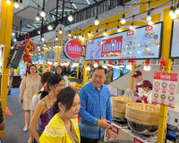 รองผู้ว่าราชการจังหวัดฯ เป็นประธาน เปิดงาน&quot;เชิญยิ้ม เชิญอร่อ ... พารามิเตอร์รูปภาพ 4