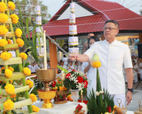 พ่อเมืองสุราษฎร์ธานี นำชาวจังหวัดสุราษฎร์ธานีร่วมพิธีบวงสรวง ... พารามิเตอร์รูปภาพ 2
