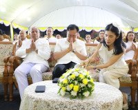 จังหวัดสุราษฎร์ธานี ประกอบพิธีสมโภชพระบฏและผ้าห่มพระธาตุศรีส ... พารามิเตอร์รูปภาพ 9