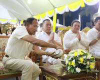 จังหวัดสุราษฎร์ธานี ประกอบพิธีสมโภชพระบฏและผ้าห่มพระธาตุศรีส ... พารามิเตอร์รูปภาพ 10