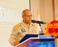 รองผู้ว่าราชการจังหวัดสุราษฎร์ธานี เป็นประธานในพิธีเปิดงานปร ... พารามิเตอร์รูปภาพ 1