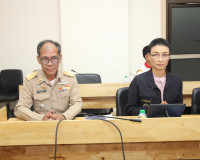 จังหวัดสุราษฎร์ธานีร่วมประชุมศูนย์ปฏิบัติการติดตามเร่งรัดการ ... พารามิเตอร์รูปภาพ 17