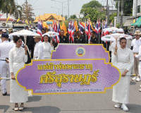 พ่อเมืองสุราษฎร์ธานีนำข้าราชการและประชาชนร่วมขบวนแห่ผ้าพระบฏ ... พารามิเตอร์รูปภาพ 4