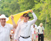 ชาวจังหวัดสุราษฎร์ธานีพร้อมใจร่วมขบวนแห่ผ้าห่มพระธาตุศรีสุรา ... พารามิเตอร์รูปภาพ 1