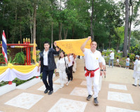 ชาวจังหวัดสุราษฎร์ธานีพร้อมใจร่วมขบวนแห่ผ้าห่มพระธาตุศรีสุรา ... พารามิเตอร์รูปภาพ 10