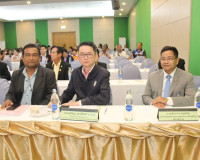รองผู้ว่าราชการจังหวัดสุราษฎร์ธานี ให้การต้อนรับนายบุญส่ง น้ ... พารามิเตอร์รูปภาพ 6