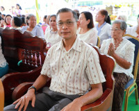 รองผู้ว่าฯ สุราษฎร์ธานี เปิดงานปิดทองฝังลูกนิมิตและผูกพันธสี ... พารามิเตอร์รูปภาพ 17