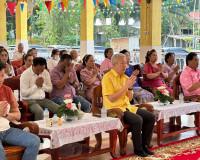 รองผู้ว่าราชการจังหวัดสุราษฎร์ธานี เป็นประธานทอดผ้าป่าสามัคค ... พารามิเตอร์รูปภาพ 1