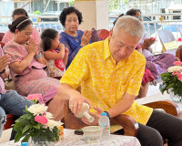 รองผู้ว่าราชการจังหวัดสุราษฎร์ธานี เป็นประธานทอดผ้าป่าสามัคค ... พารามิเตอร์รูปภาพ 3