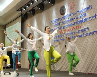 รองผู้ว่าราชการจังหวัดสุราษฎร์ธานี เป็นประธานพิธีเปิดงานวันผ ... พารามิเตอร์รูปภาพ 7