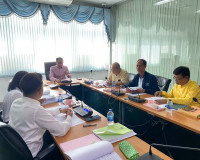 รองผู้ว่าราชการจังหวัดสุราษฎร์ธานี เป็นประธานในการประชุมคณะอ ... พารามิเตอร์รูปภาพ 1