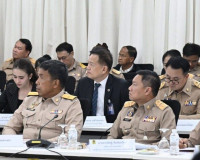 รองผู้ว่าราชการจังหวัดสุราษฎร์ธานี ร่วมการประชุมกองบัญชาการป ... พารามิเตอร์รูปภาพ 5