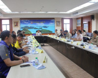 รองผู้ว่าราชการจังหวัดสุราษฎร์ธานี ร่วมการประชุมกองบัญชาการป ... พารามิเตอร์รูปภาพ 12