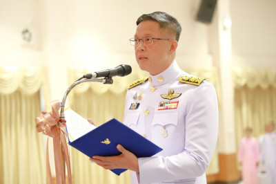 จังหวัดสุราษฎร์ธานี จัดพิธีมอบแบบลายผ้าพระราชทาน "ลายสิริราช ... พารามิเตอร์รูปภาพ 1