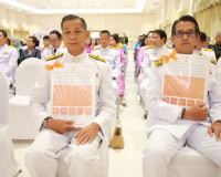 จังหวัดสุราษฎร์ธานี จัดพิธีมอบแบบลายผ้าพระราชทาน &quot;ลายสิริราช ... พารามิเตอร์รูปภาพ 8