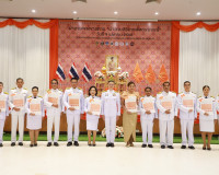 จังหวัดสุราษฎร์ธานี จัดพิธีมอบแบบลายผ้าพระราชทาน &quot;ลายสิริราช ... พารามิเตอร์รูปภาพ 12