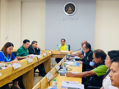 รองผู้ว่าราชการจังหวัดสุราษฎร์ธานี เป็นประธานในการประชุมคณะอ ... พารามิเตอร์รูปภาพ 1