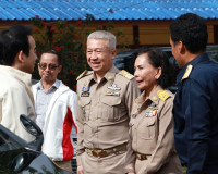 รองผู้ว่าราชการจังหวัดสุราษฎร์ธานี ให้การต้อนรับนายเผ่าภูมิ  ... พารามิเตอร์รูปภาพ 1