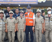 ผู้ว่าฯ สุราษฎร์ธานีลงพื้นที่ให้กำลังใจเจ้าหน้าที่ประจำจุดชะ ... พารามิเตอร์รูปภาพ 16