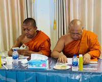 รองผู้ว่าราชการจังหวัดสุราษฎร์ธานี ให้การต้อนรับนายวีระพล จิ ... พารามิเตอร์รูปภาพ 4