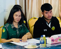 รองผู้ว่าราชการจังหวัดสุราษฎร์ธานี ให้การต้อนรับนายวีระพล จิ ... พารามิเตอร์รูปภาพ 6