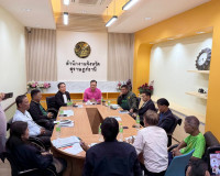 รองผู้ว่าราชการจังหวัดฯ ร่วมประชุมกับสมาพันธ์คนไร้ที่ดินทำกิ ... พารามิเตอร์รูปภาพ 4