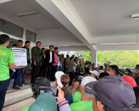 รองผู้ว่าราชการจังหวัดฯ ร่วมประชุมกับสมาพันธ์คนไร้ที่ดินทำกิ ... พารามิเตอร์รูปภาพ 10