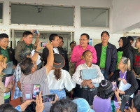 รองผู้ว่าราชการจังหวัดฯ ร่วมประชุมกับสมาพันธ์คนไร้ที่ดินทำกิ ... พารามิเตอร์รูปภาพ 12