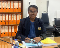 รองผู้ว่าราชการจังหวัดสุราษฎร์ธานี ในฐานะประธานกรรมการผู้ทรง ... พารามิเตอร์รูปภาพ 3
