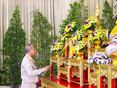 รองผู้ว่าราชการจังหวัดสุราษฎร์ธานี เป็นประธานพิธีเจริญพระพุท ... พารามิเตอร์รูปภาพ 1