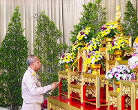 รองผู้ว่าราชการจังหวัดสุราษฎร์ธานี เป็นประธานพิธีเจริญพระพุท ... พารามิเตอร์รูปภาพ 1
