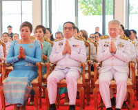 ข้าราชการและประชาชนจังหวัดสุราษฎร์ธานีพร้อมใจร่วมพิธีเจริญพร ... พารามิเตอร์รูปภาพ 17