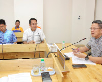 ผู้ว่าฯ สุราษฎร์ธานีเรียกประชุมหน่วยงานที่เกี่ยวข้อง เร่งแก้ ... พารามิเตอร์รูปภาพ 1