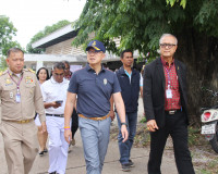 ผู้ว่าฯ สุราษฎร์ธานี ลงพื้นที่ตรวจเยี่ยมหน่วยเลือกตั้งนายกเท ... พารามิเตอร์รูปภาพ 7
