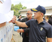 ผู้ว่าฯ สุราษฎร์ธานี ลงพื้นที่ตรวจเยี่ยมหน่วยเลือกตั้งนายกเท ... พารามิเตอร์รูปภาพ 17