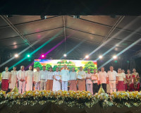 รองผู้ว่าราชการจังหวัดสุราษฎร์ธานี เป็นประธานแห่ผ้าห่มพระบรม ... พารามิเตอร์รูปภาพ 12
