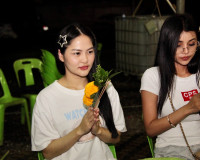 รองผู้ว่าราชการจังหวัดฯ เป็นประธานในพิธีเวียนเทียนเนื่องในวั ... พารามิเตอร์รูปภาพ 13
